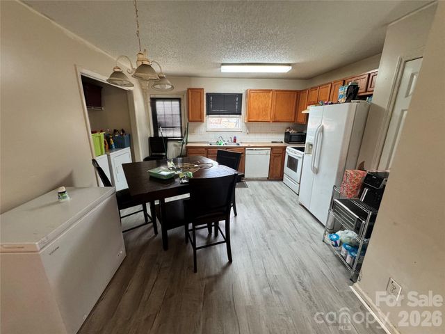 605 W Highway 161 Highway, Bessemer City, NC 28016