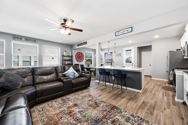 5515 Hyde Park Drive, Pasadena, TX 77505