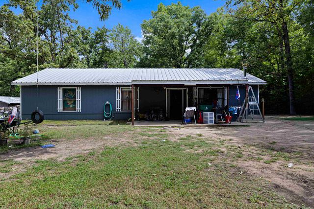 188 Lee Rd, Kilgore, TX 75662