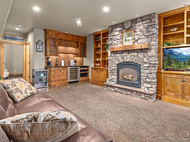 127 Eagle Valley Drive, Lyons, CO 80540