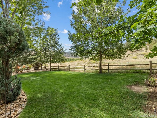 127 Eagle Valley Drive, Lyons, CO 80540