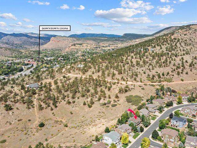 127 Eagle Valley Drive, Lyons, CO 80540