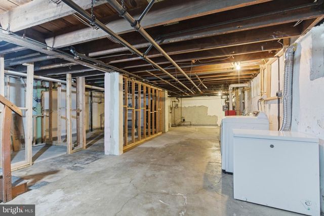 412 CHANDLER ST, Philadelphia, PA 19111