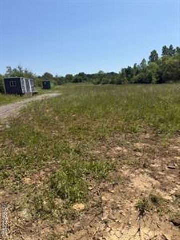3199 S Elms Road, Swartz Creek, MI 48473