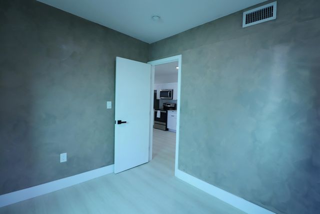 1814 NW 2nd Court 3, Miami, FL 33136