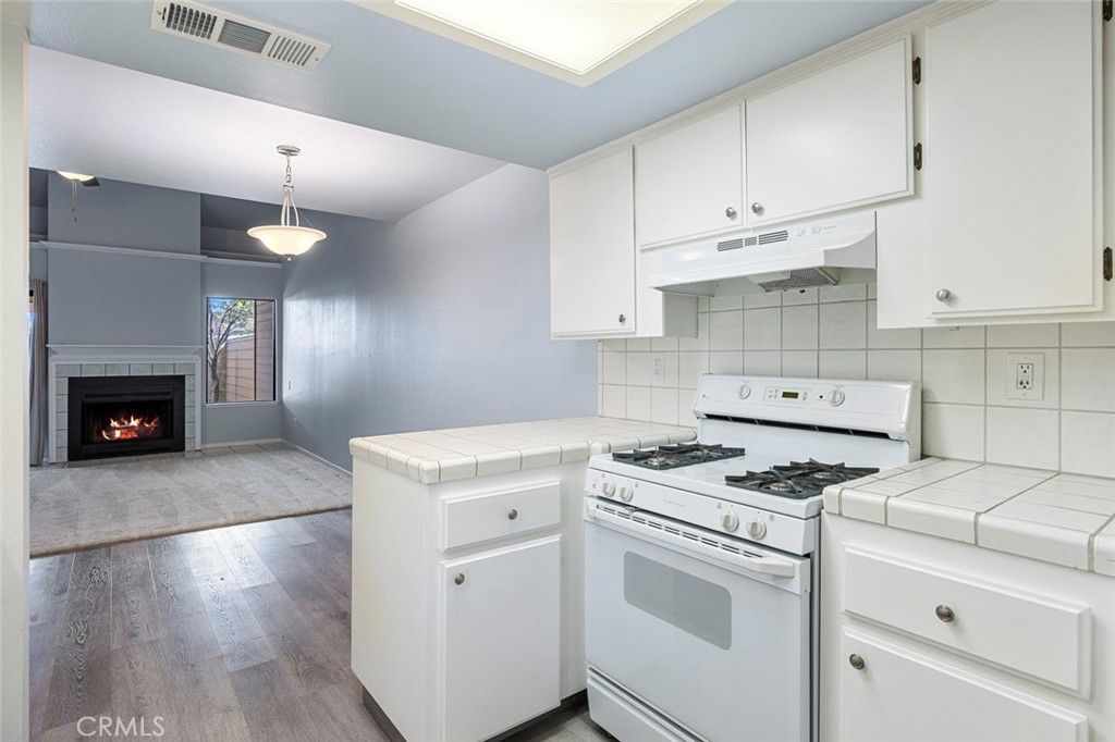 Image 10 of property listing at 474 E Alluvial 174, Fresno, CA 93720