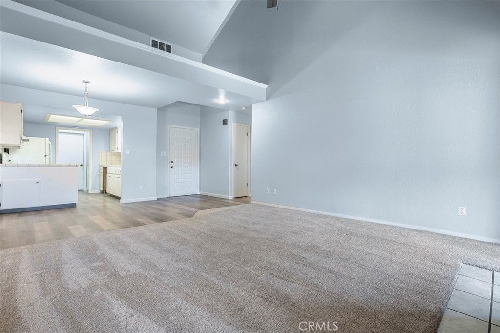 Image 11 of property listing at 474 E Alluvial 174, Fresno, CA 93720