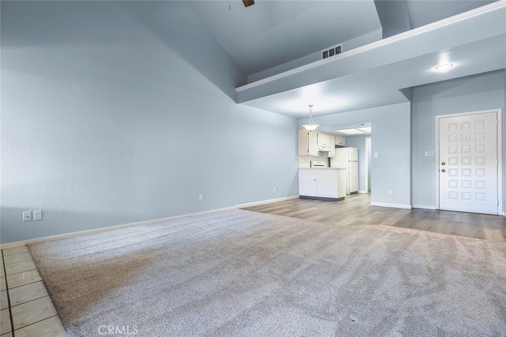 Image 12 of property listing at 474 E Alluvial 174, Fresno, CA 93720