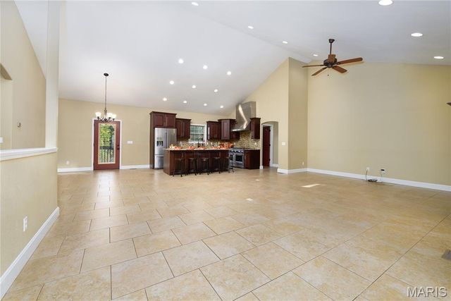 105 Paradise Street, Waynesville, MO 65583