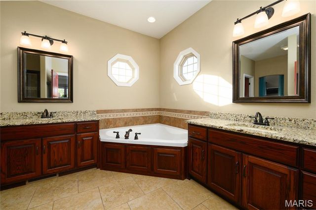 105 Paradise Street, Waynesville, MO 65583