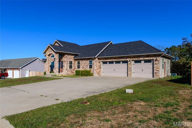 105 Paradise Street, Waynesville, MO 65583