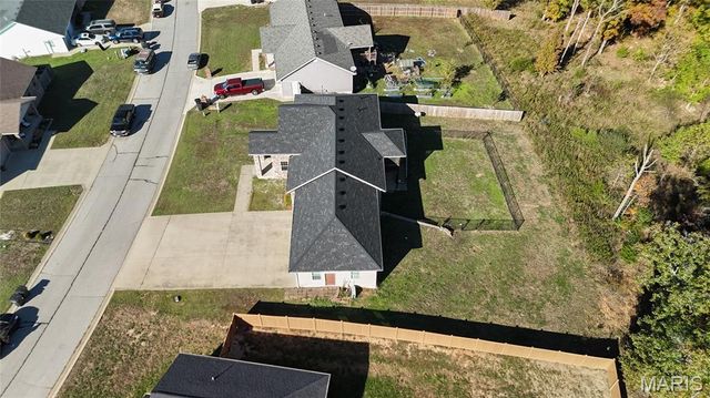 105 Paradise Street, Waynesville, MO 65583