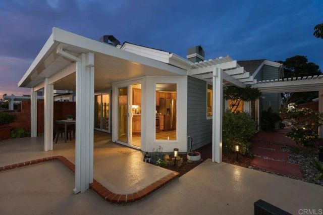 7415 Linden, Carlsbad, CA 92011