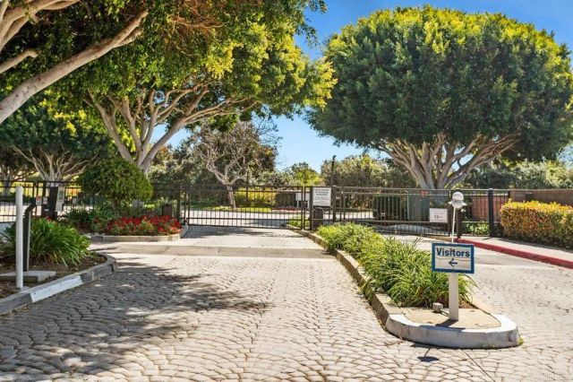 7415 Linden, Carlsbad, CA 92011