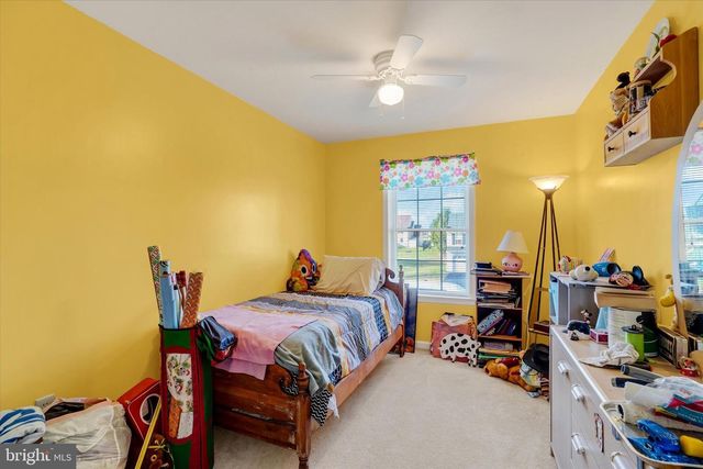 345 TORREY PINES DR, Mount Wolf, PA 17347