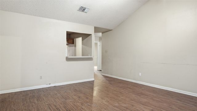 325 Juniper Drive, Arlington, TX 76018