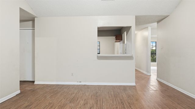 325 Juniper Drive, Arlington, TX 76018