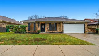 325 Juniper Drive, Arlington, TX 76018