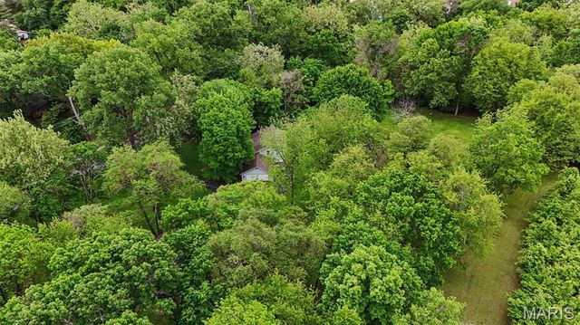 4120 Charbonier Road, Florissant, MO 63031