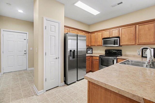 4104 Pinehurst Cir Apt 2I, Little River, SC 29566