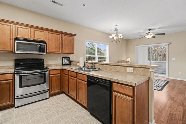 4104 Pinehurst Cir Apt 2I, Little River, SC 29566