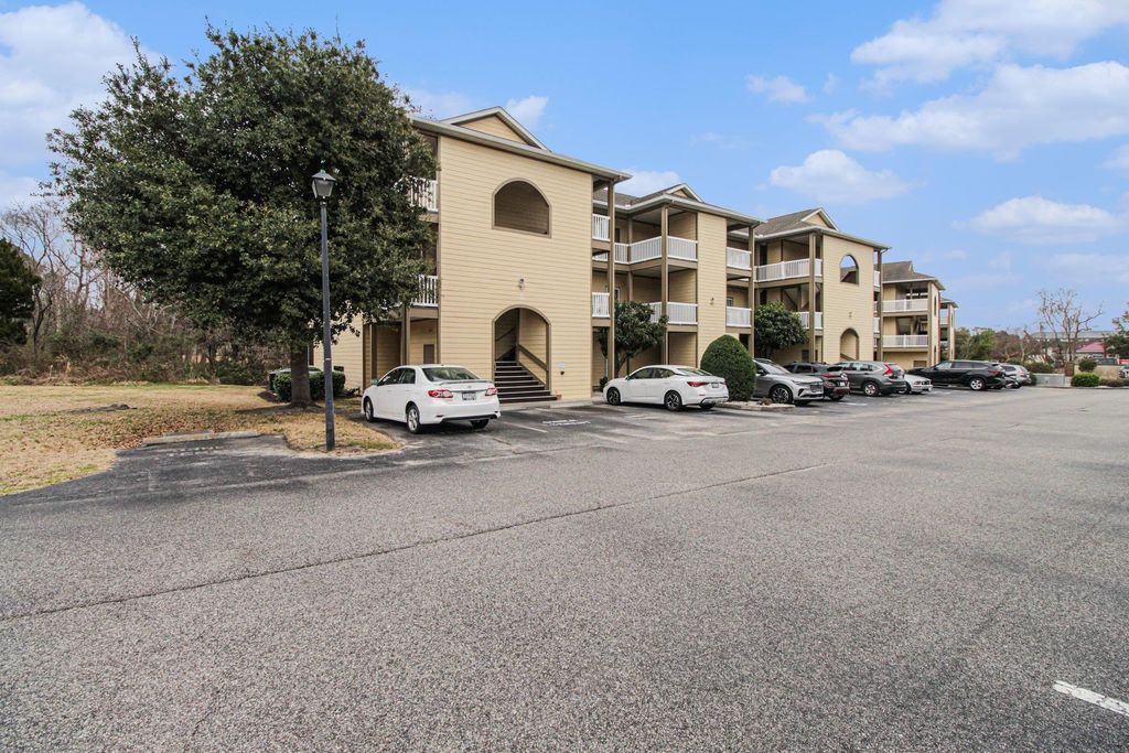 4104 Pinehurst Cir Apt 2I, Little River, SC 29566