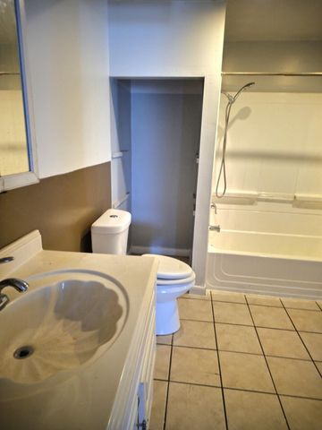 2313 Saint Joseph Street, West Bloomfield Twp, MI 48324