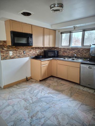 2313 Saint Joseph Street, West Bloomfield Twp, MI 48324