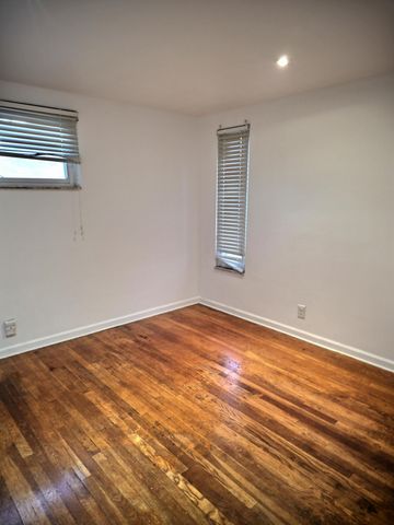 2313 Saint Joseph Street, West Bloomfield Twp, MI 48324