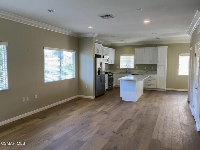 9301 Shirley Avenue 67, Northridge, CA 91324