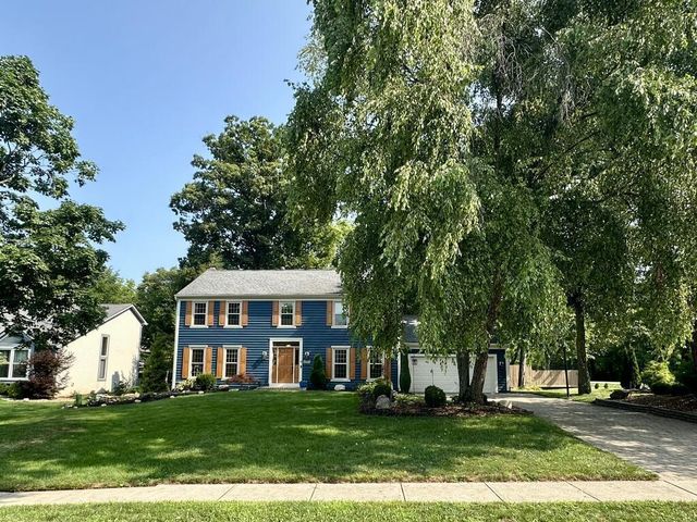 9520 Camelot Street NW, Pickerington, OH 43147