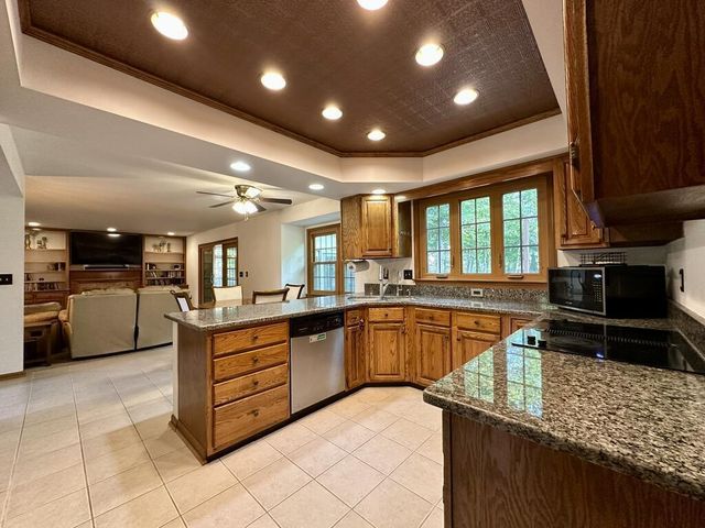 9520 Camelot Street NW, Pickerington, OH 43147