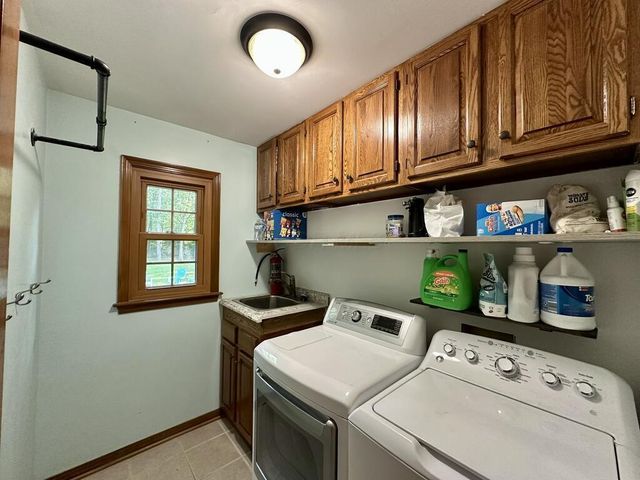 9520 Camelot Street NW, Pickerington, OH 43147