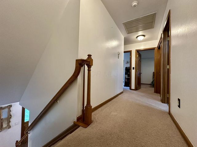 9520 Camelot Street NW, Pickerington, OH 43147
