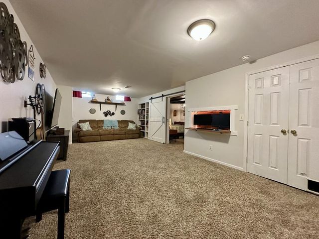 9520 Camelot Street NW, Pickerington, OH 43147