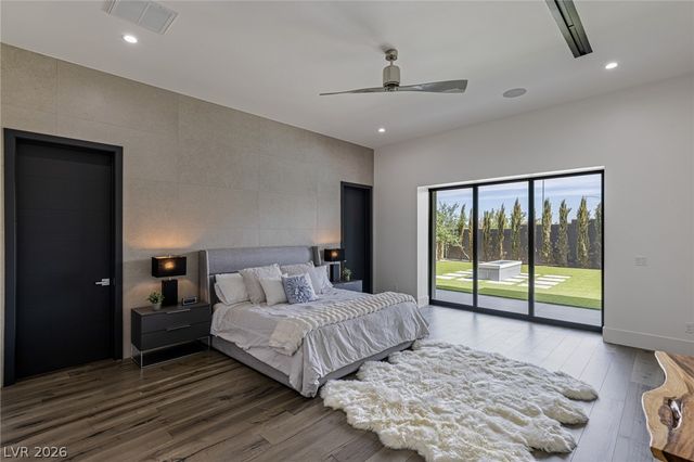 4367 North Fort Apache Road, Las Vegas, NV 89129