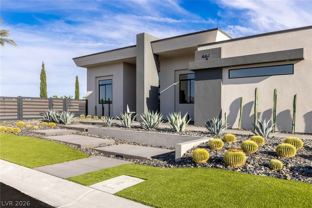 4367 North Fort Apache Road, Las Vegas, NV 89129