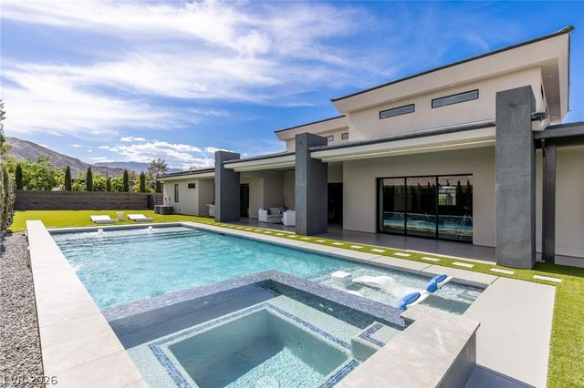 4367 North Fort Apache Road, Las Vegas, NV 89129