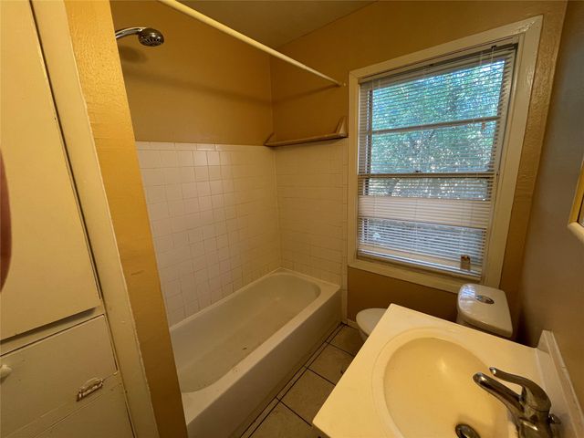 3910 Ella Boulevard, Houston, TX 77018