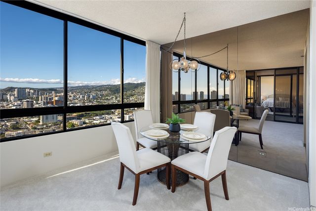 2499 Kapiolani Boulevard 3804, Honolulu, HI 96826