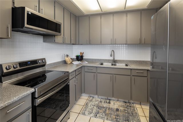 2499 Kapiolani Boulevard 3804, Honolulu, HI 96826