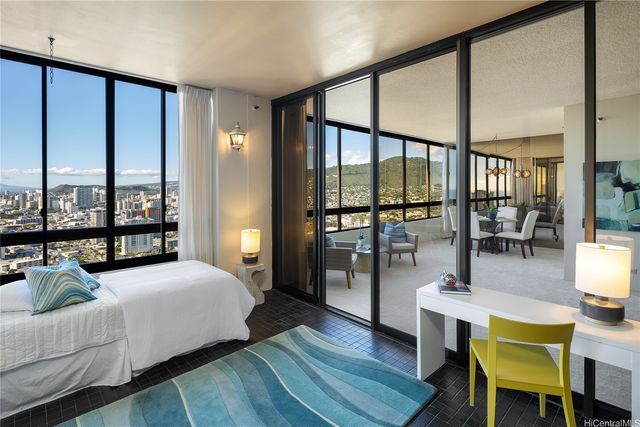 2499 Kapiolani Boulevard 3804, Honolulu, HI 96826