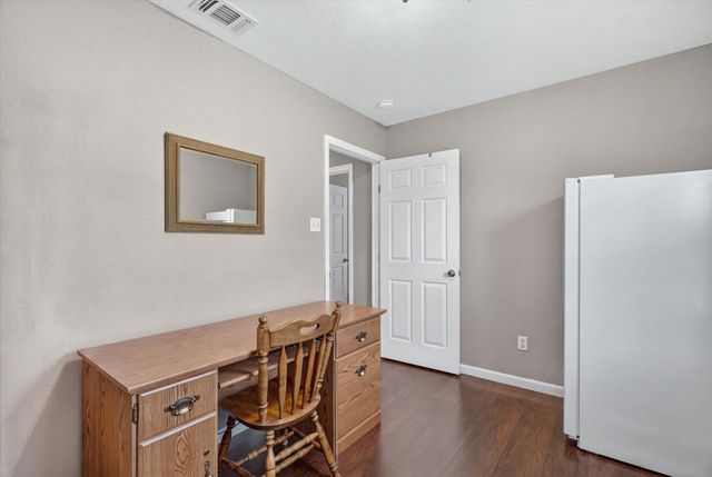 324 Pearson Lane, Azle, TX 76020