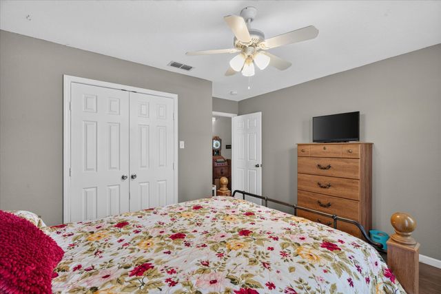 324 Pearson Lane, Azle, TX 76020