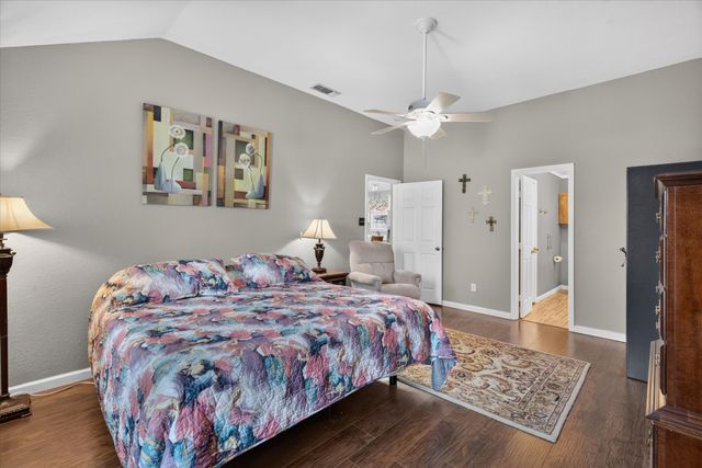 324 Pearson Lane, Azle, TX 76020