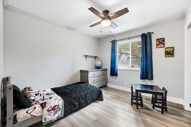 2805 Alhambra Dr, Cameron Park, CA 95682