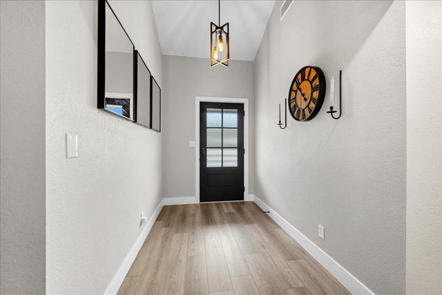 2805 Alhambra Dr, Cameron Park, CA 95682