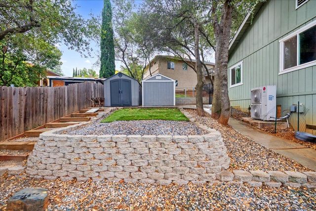 2805 Alhambra Dr, Cameron Park, CA 95682