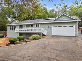 2805 Alhambra Dr, Cameron Park, CA 95682