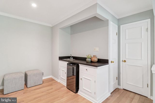 1707 GALLOWAY DR, Vienna, VA 22182